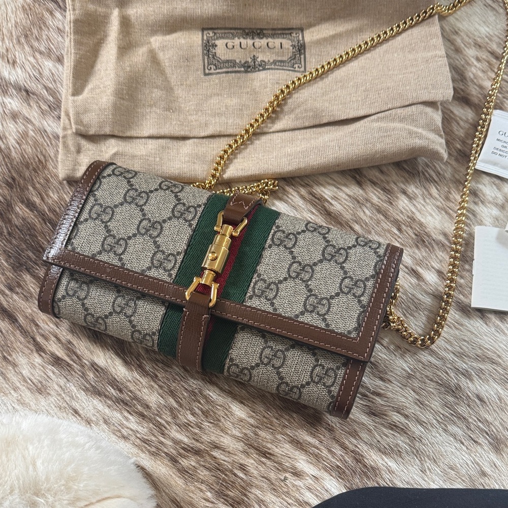 Gucci Jackie 1961 wallet bag with chain & Green Box with Beige Dust Bag